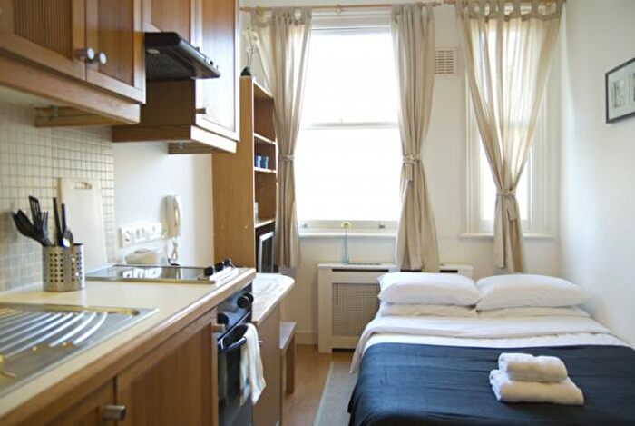 Studio To Rent In Fairholme Road, West Kensington, London, W14