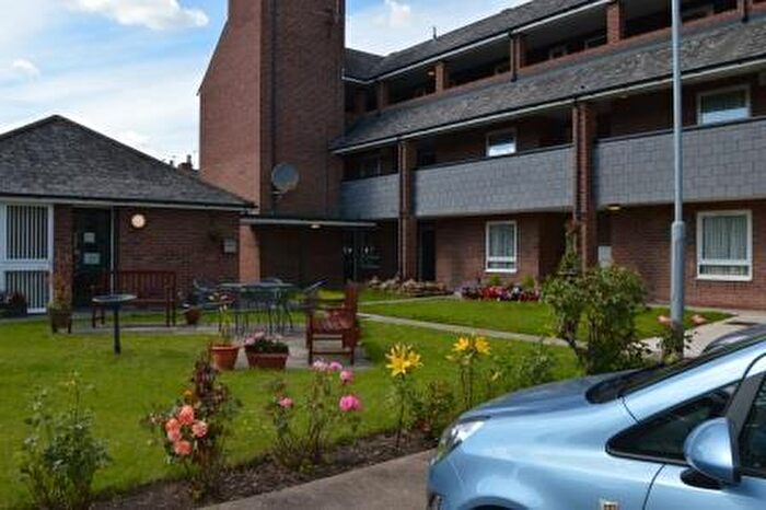 1 Bedroom Flat To Rent In Bailey Court, Netherfield, Nottinghamshire, NG4