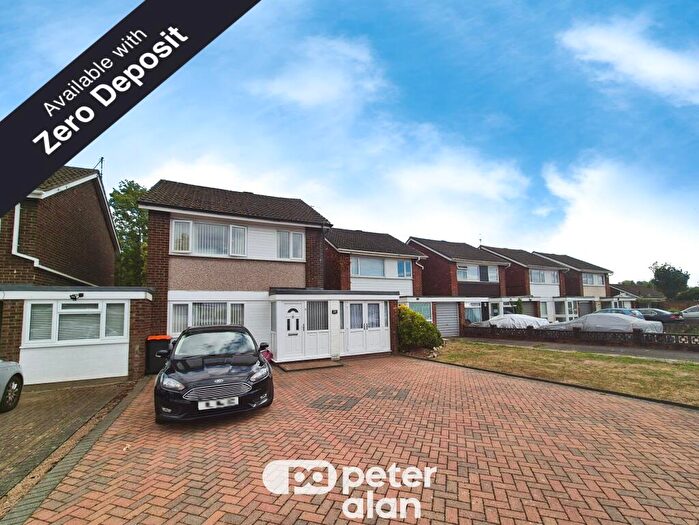 3 Bedroom House To Rent In Fosse Road, Newport, NP19