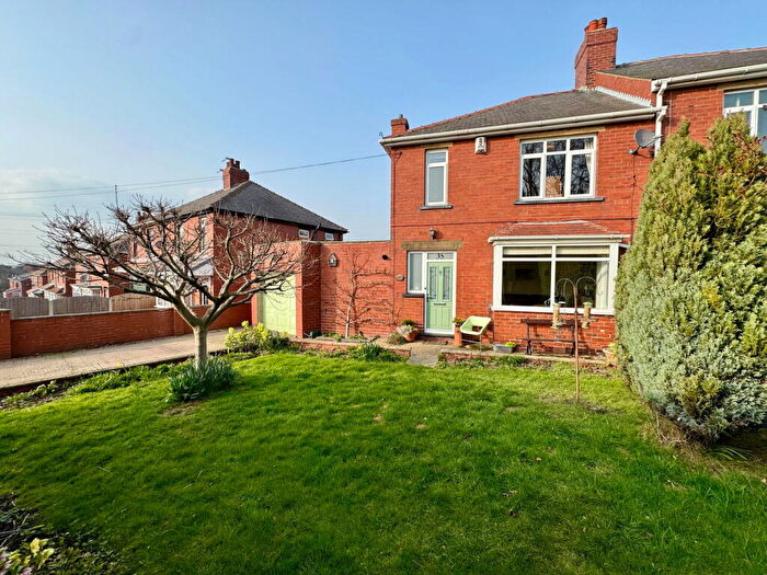 3 Bedroom Semi-Detached House For Sale In Bar Lane, Staincross, Barnsley, S75