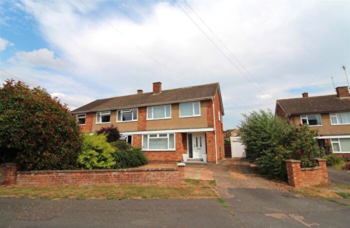 3 Bedroom Property To Rent In Wilson Way, Earls Barton, Northampton, NN6