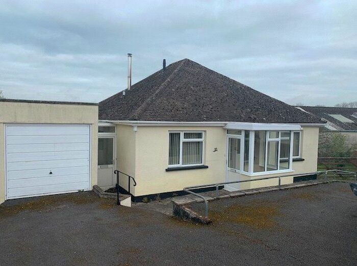 3 Bedroom Bungalow To Rent In Dragons Mead, Axminster, Devon, EX13