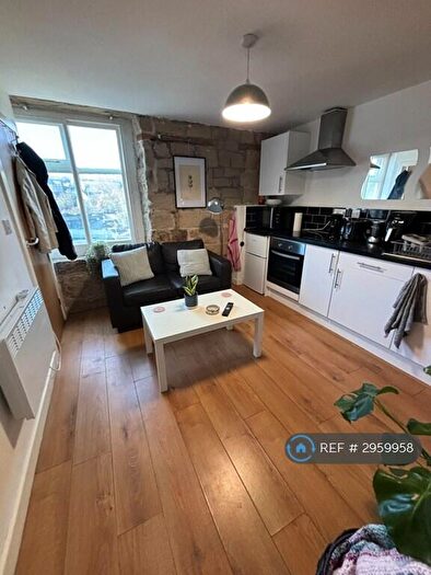 1 Bedroom Flat To Rent In Rivermill Court, Kirkstall, LS5