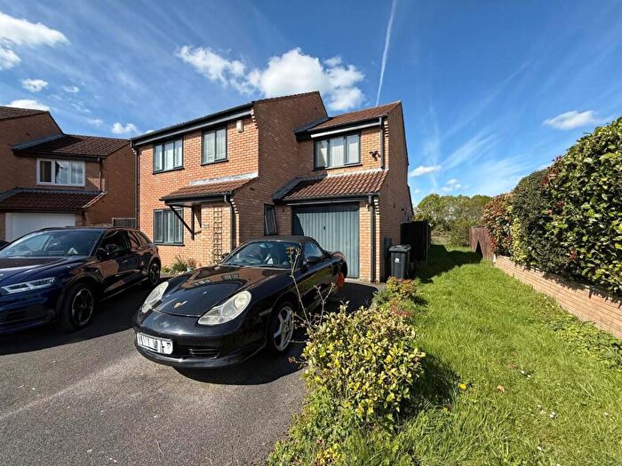 4 Bedroom House For Sale In Albany Drive, Wimborne, BH21