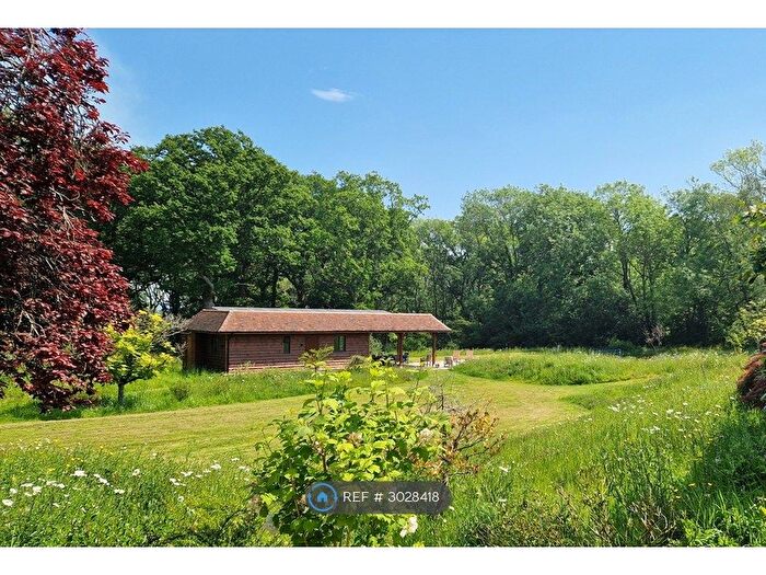 1 Bedroom Bungalow To Rent In Pearsons Green Road, Tonbridge, TN12
