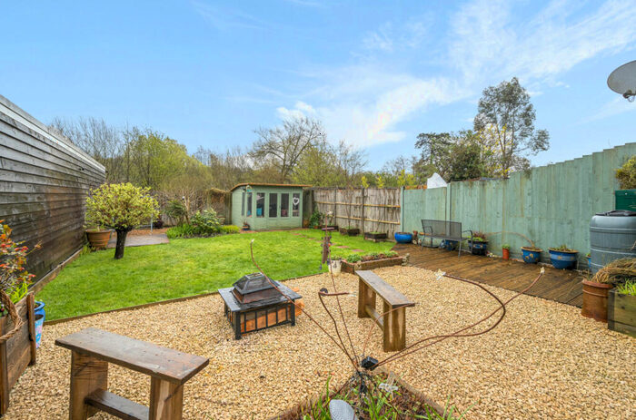 3 Bedroom Semi-Detached House For Sale In Station Road, Nursling, Southampton, Hampshire, SO16