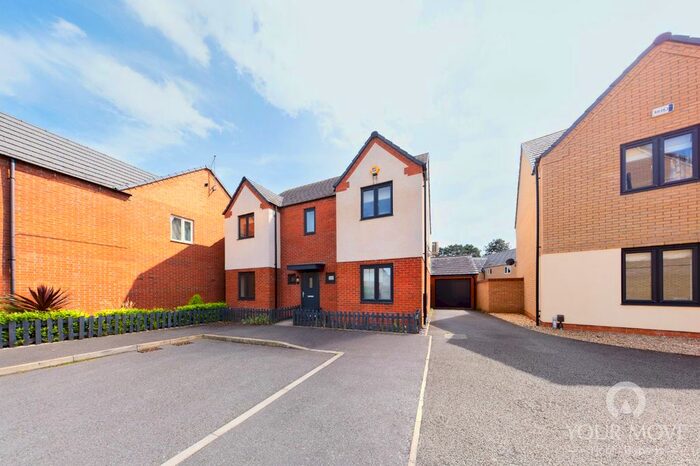 4 Bedroom Detached House To Rent In Bronte Close, Northampton, NN5