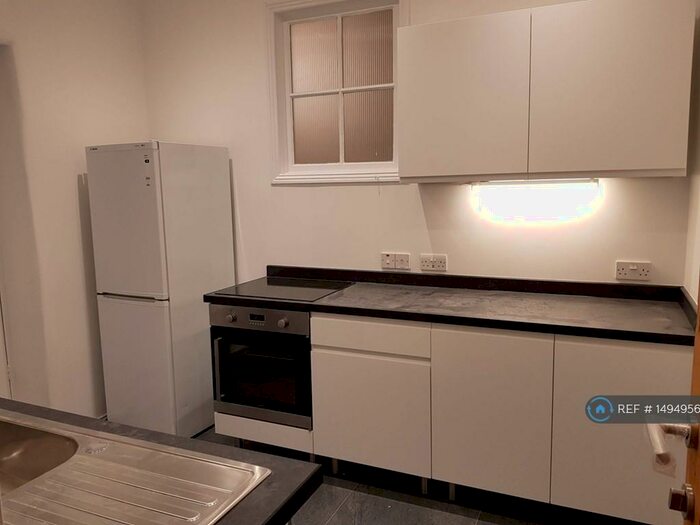 2 Bedroom Flat To Rent In Carholme Road, London, SE23