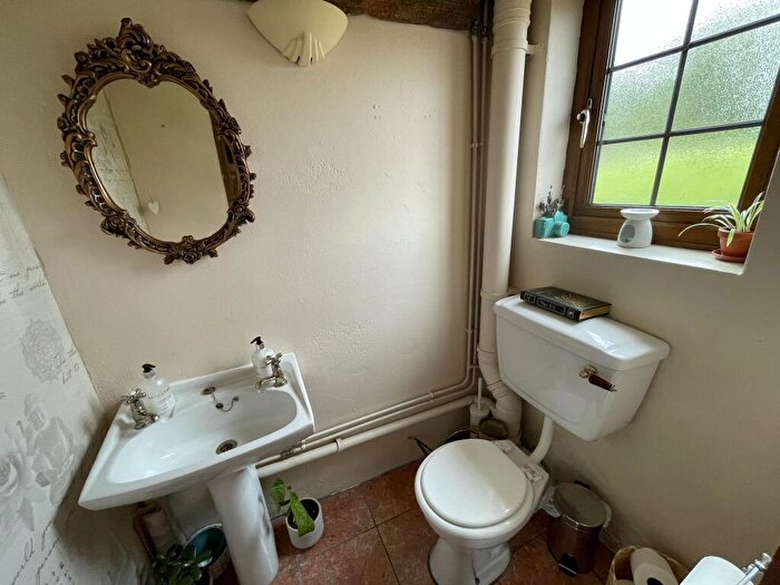 2 Bedroom Cottage To Rent In Ingatestone, CM4