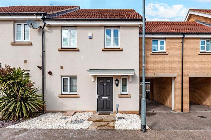 3 Bedroom Terraced House For Sale In Montague Street, Basildon, Essex, SS14