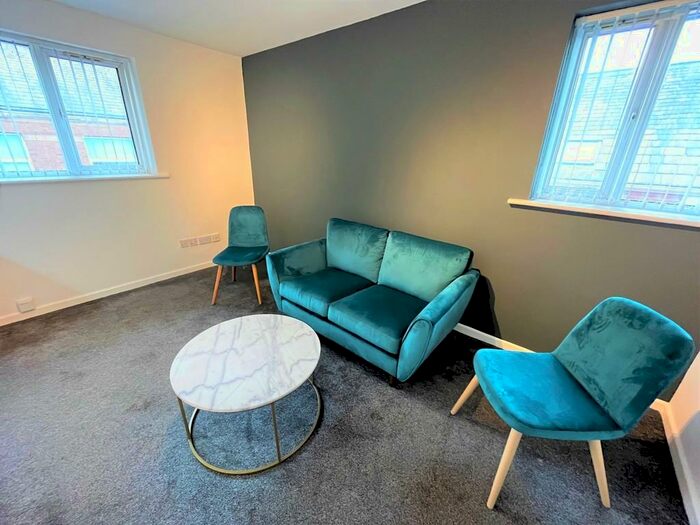 1 Bedroom Apartment To Rent In Chadderton Court, Percy Street, PR1