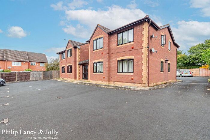1 Bedroom Flat For Sale In Otter Lane, Worcester, WR5