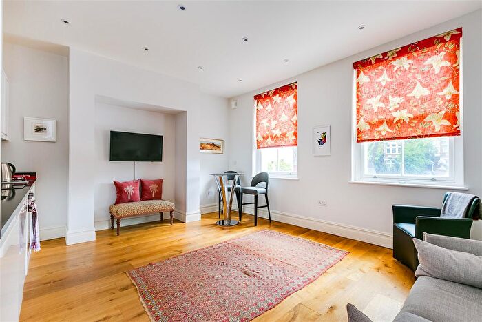 1 Bedroom Flat To Rent In Chiswick High Road, London, W4