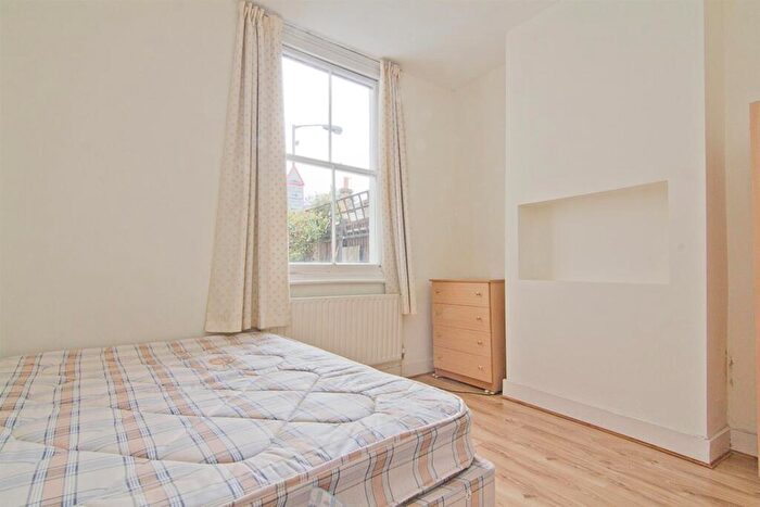 5 Bedroom End Of Terrace House To Rent In Pennethorne Road, London, SE15