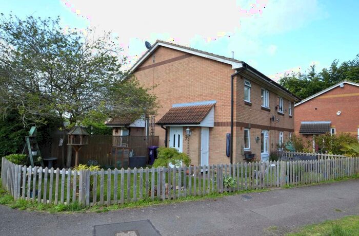 1 Bedroom End Of Terrace House For Sale In Orwell View, Baldock, SG7