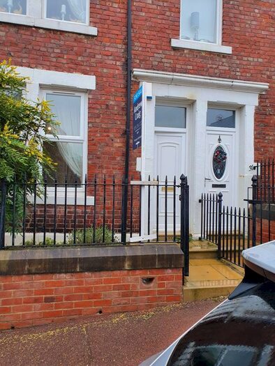 2 Bedroom Flat To Rent In Westminster Street, Bensham, Gateshead NE8
