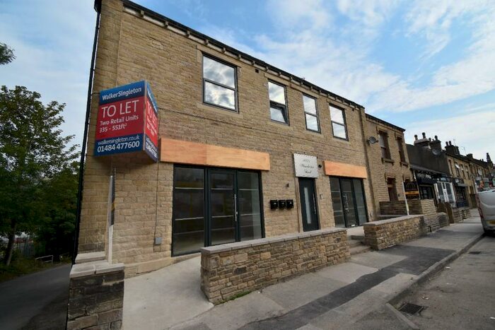 2 Bedroom Apartment To Rent In Manchester Road, Huddersfield, West Yorkshire, HD7