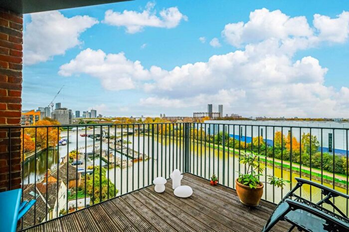 2 Bedroom Flat For Sale In Navigation Road, , Tower Hamlets, London, E3