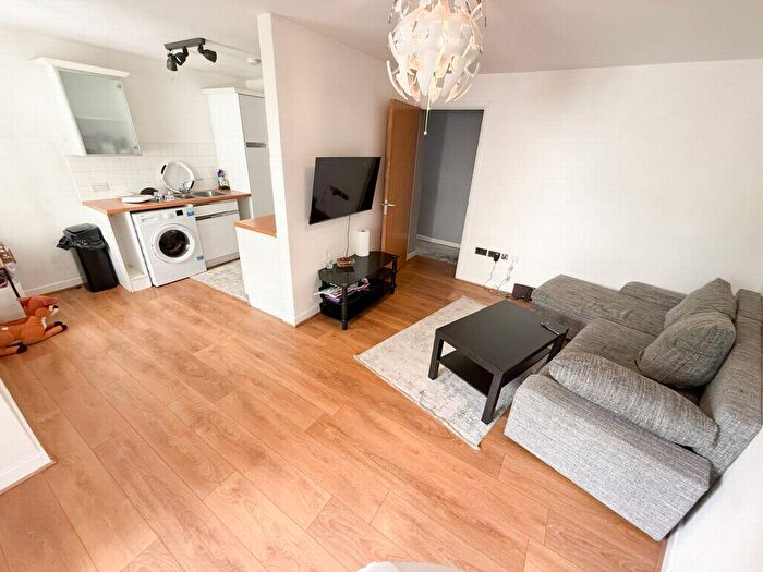 1 Bedroom Flat To Rent In Stephenson House, High Road, London, N15