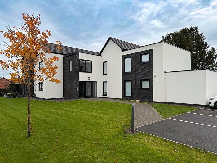 2 Bedroom Flat For Sale In Hinton Road, Hereford, HR2