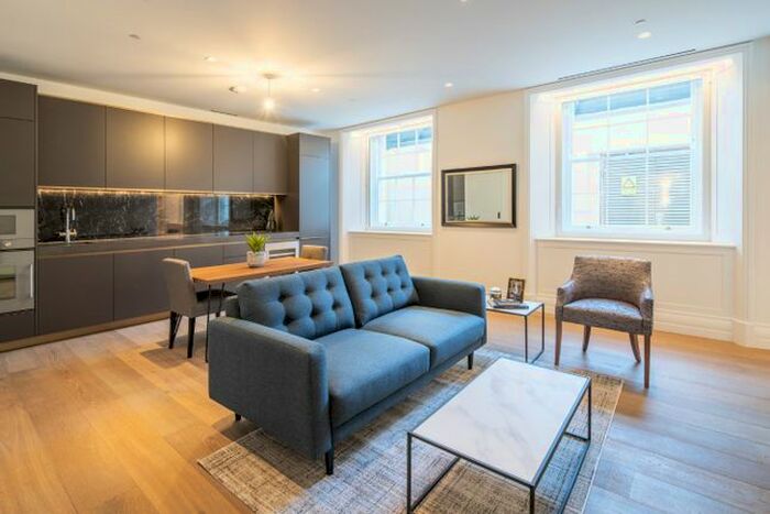 1 Bedroom Flat To Rent In Park Crescent, The Regents Crescent, West End, Great Portland Street, Fitzrovia, London, W1B