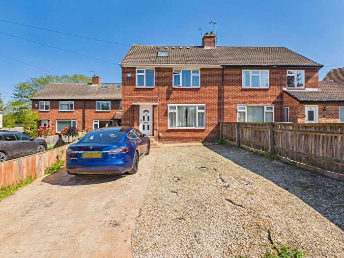 4 Bedroom Semi-Detached House To Rent In Meadow View Road, Kennington, Oxford, OX1