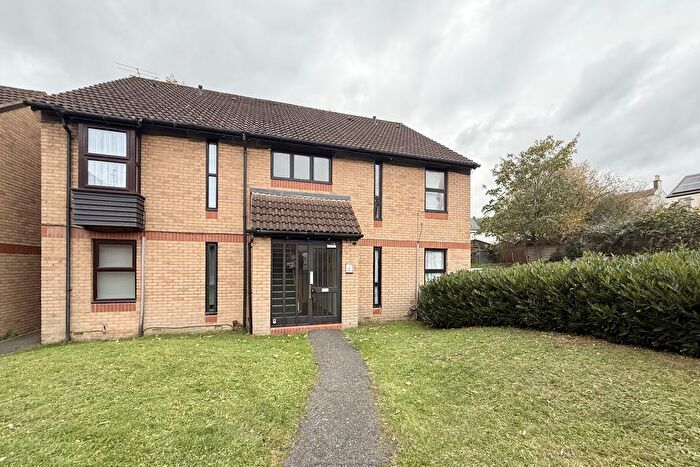 Studio To Rent In Shinners Close, South Norwood, SE25