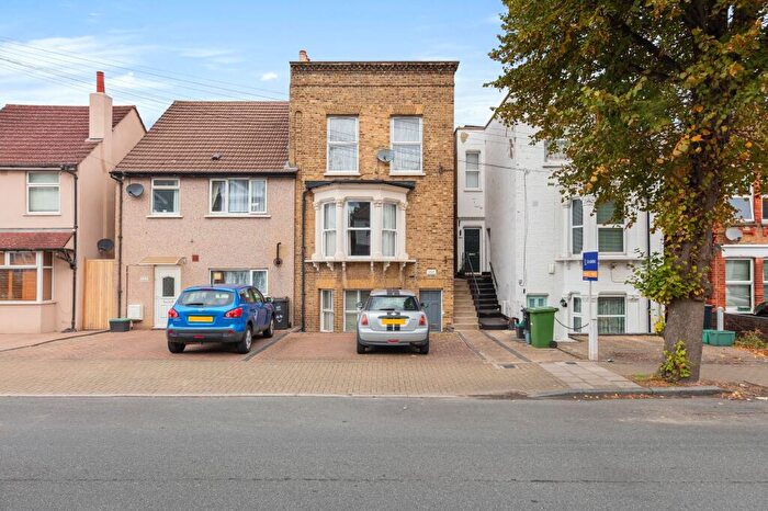 1 Bedroom Flat For Sale In Birkbeck Road, Beckenham, BR3