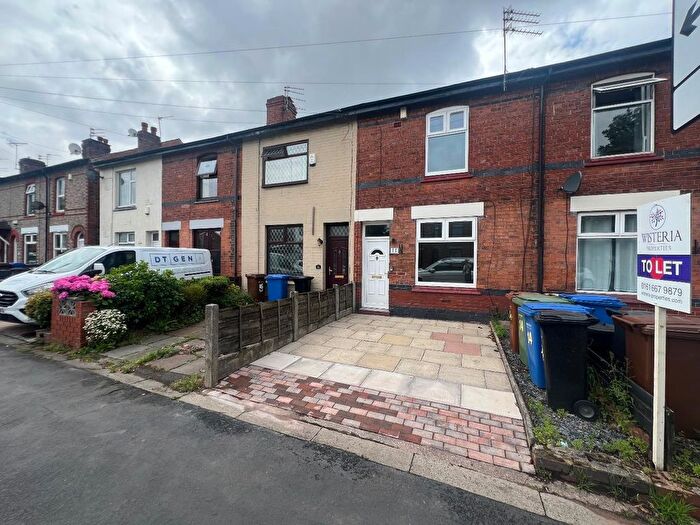3 Bedroom Terraced House To Rent In Dialstone Lane, Offerton, Stockport, SK2