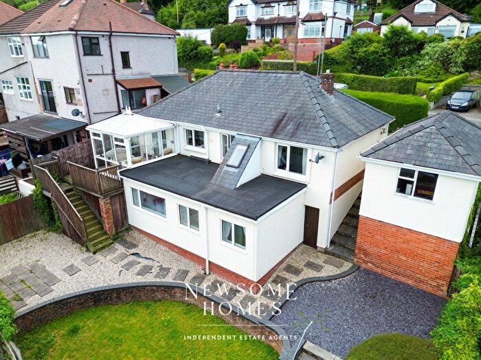 4 Bedroom Detached House For Sale In Brynford Road, Holywell, CH8
