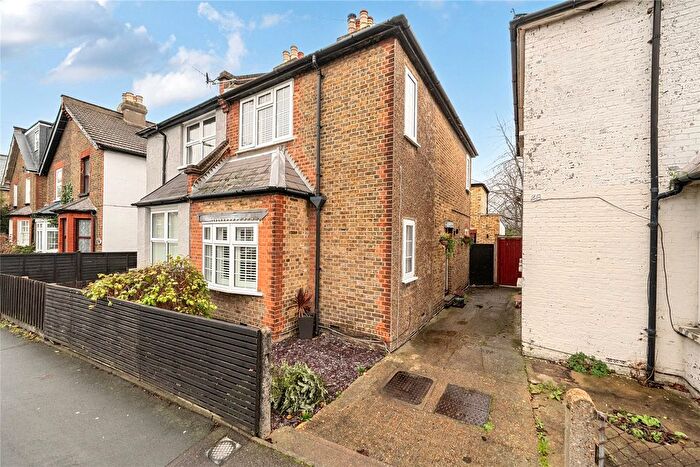 3 Bedroom Semi Detached House For Sale In Surbiton, KT6