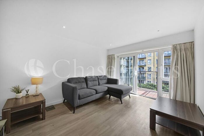 2 Bedroom Flat For Sale In Beaufort Park, Boulevard Drive, Colindale, London, NW9