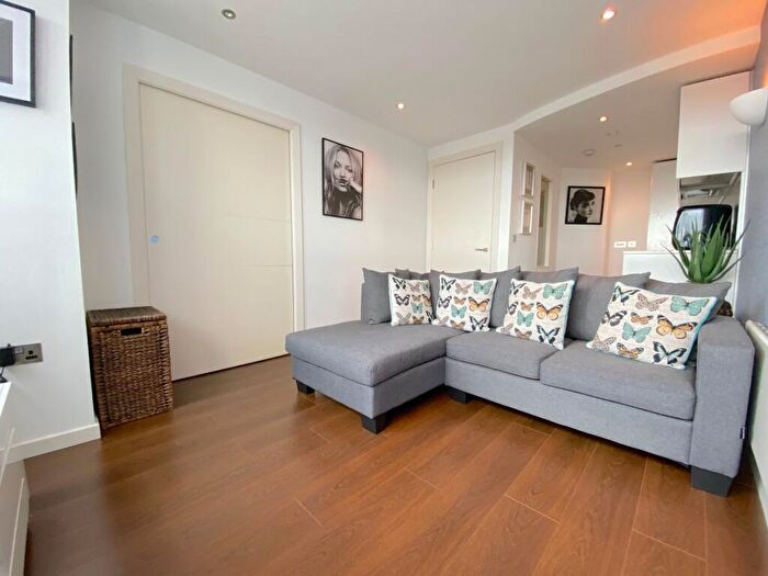 1 Bedroom Apartment To Rent In Bridgewater Place, Water Lane, Leeds, - Allocated Parking Inc, LS11