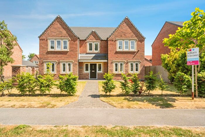 4 Bedroom Detached House For Sale In Old Bawtry Road, Finningley, Doncaster, DN9