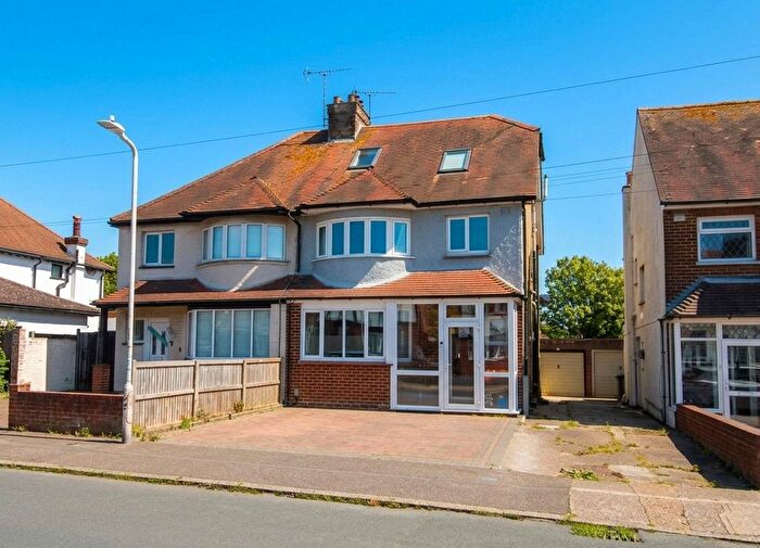 5 Bedroom Semi Detached House For Sale In Rosemary Avenue, Broadstairs, CT10