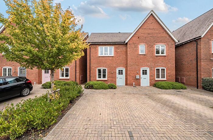 2 Bedroom Terraced House For Sale In Selwyn Road, Tadpole Garden Village, Swindon, SN25