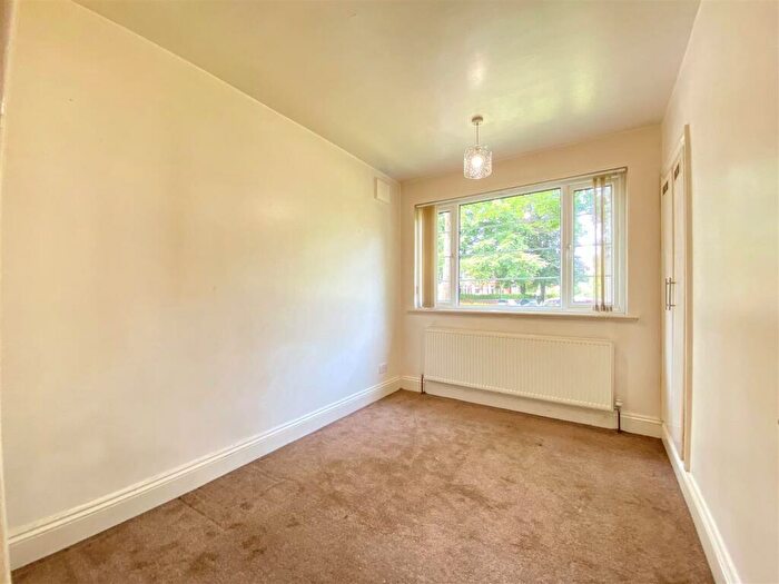 2 Bedroom Apartment To Rent In Didsbury, Wilmslow Road, Manchester, M20