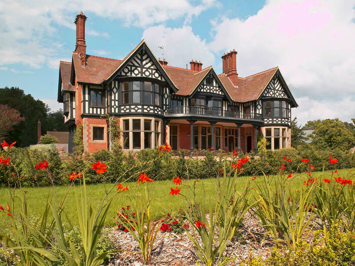 3 Bedroom Flat For Sale In Apartment, The Manor, Herringswell, Bury St. Edmunds, Suffolk, IP28