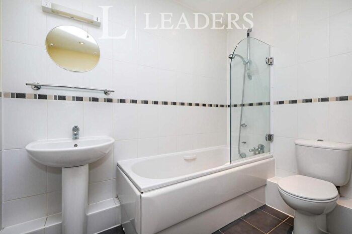 2 Bedroom Apartment To Rent In Charterhouse Area, Godalming, GU7