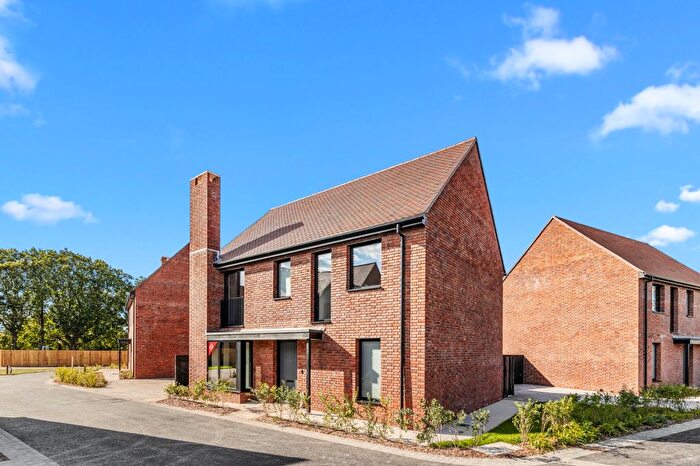4 Bedroom Detached House For Sale In Alfold Gardens, Barons Drive, Alfold, Cranleigh, Surrey, GU6