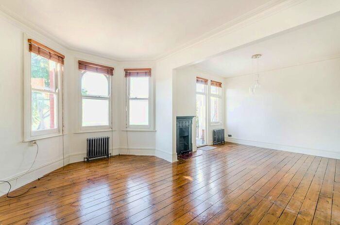 2 Bedroom Flat To Rent In Delaware Mansions, Maida Vale, London, W9