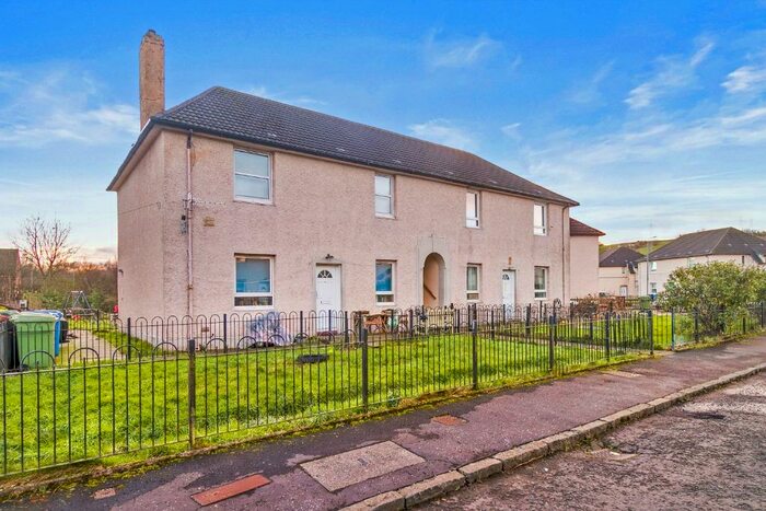 2 Bedroom Flat To Rent In Tontine Park, Renton, West Dunbartonshire, G82