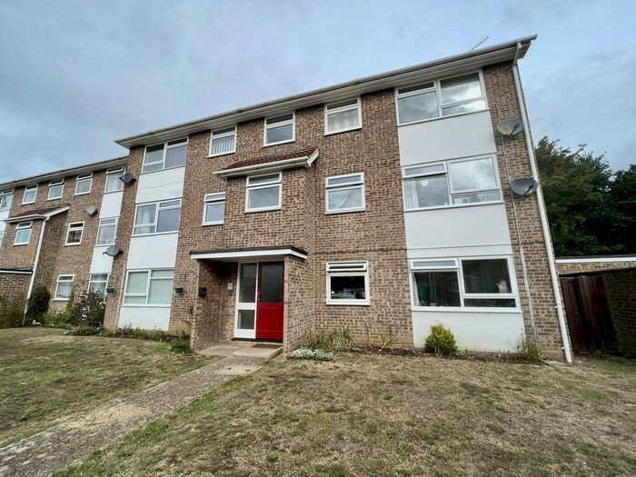 2 Bedroom Flat To Rent In Symes Road, Hamworthy, BH15
