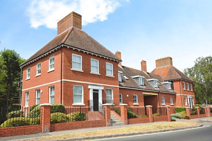 2 Bedroom Flat For Sale In Church Street, Braintree, CM7