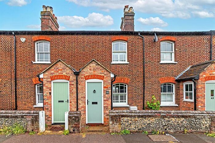 3 Bedroom Terraced House For Sale In Marford Road, Wheathampstead, St. Albans, AL4