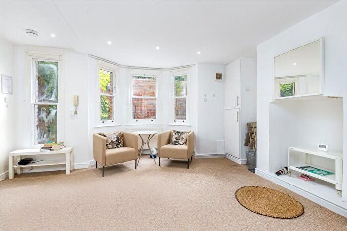 Studio To Rent In Kingston Road, Oxford, Oxfordshire, OX2