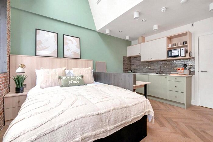 Studio To Rent In Millstone Lane, Leicester, LE1