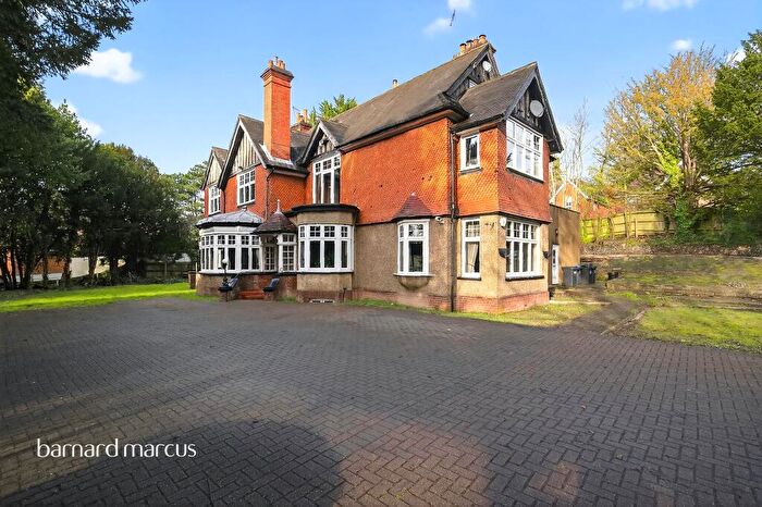 9 Bedroom Detached House For Sale In Hurnford Close, South Croydon, CR2