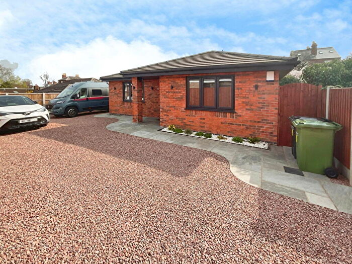 3 Bedroom Detached Bungalow For Sale In Selsdon Close, Kidderminster, Worcestershire, DY11