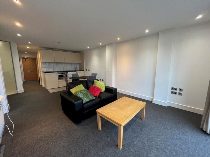 2 Bedroom Apartment To Rent In North West Apartments, Talbot Street, Nottingham, NG1